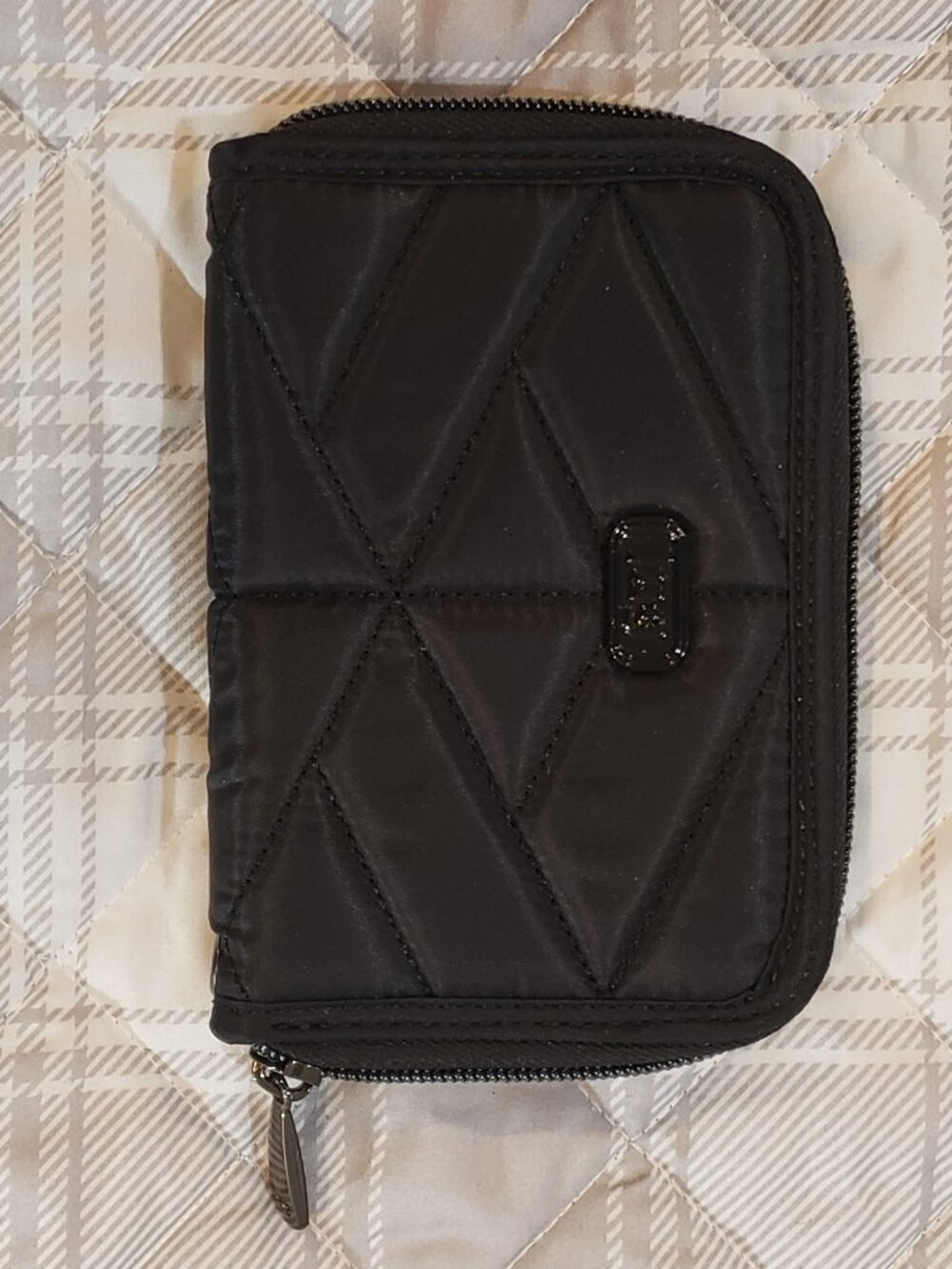 Lug Rodeo 2 RFID compact zip around Wallet with no wrist strap